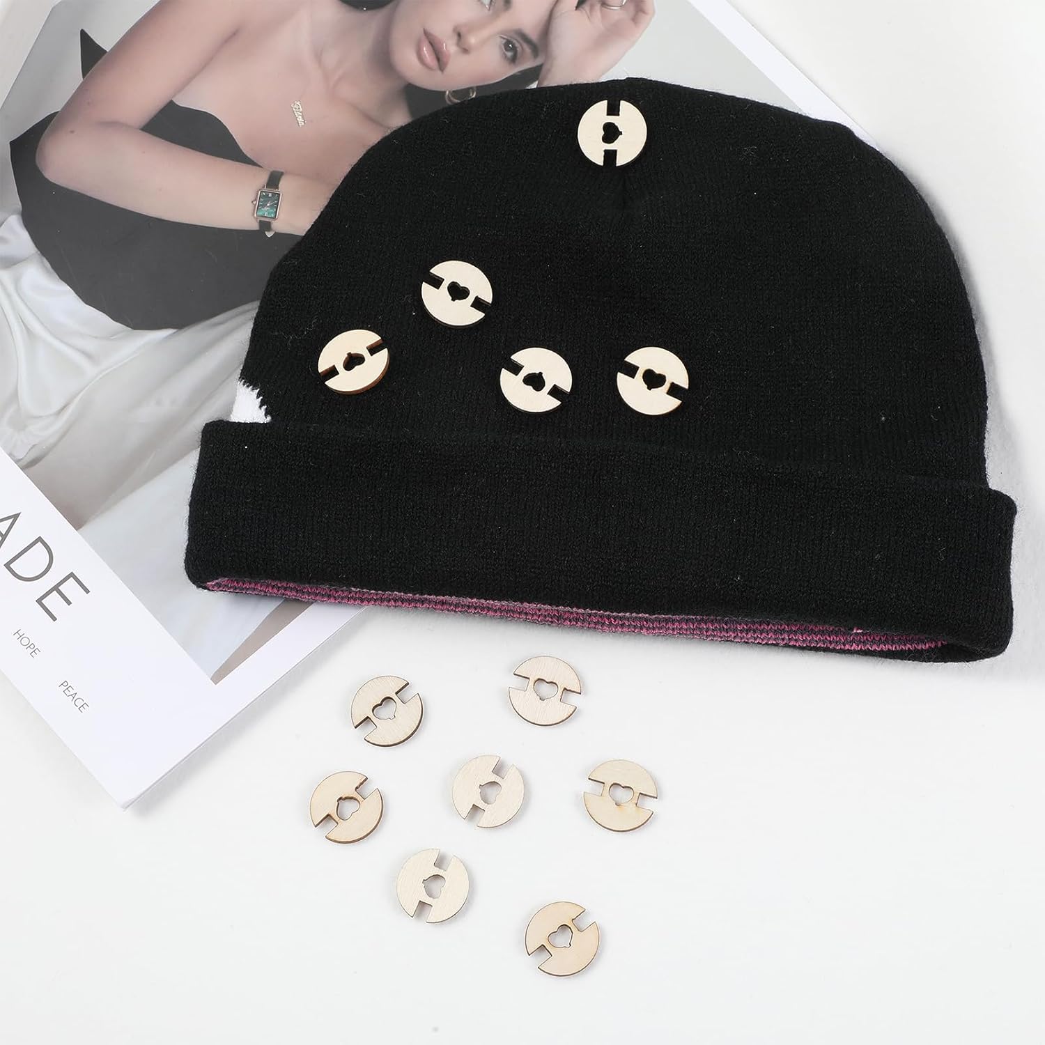 60 Pcs Pom Pom Buttons for Hats, Wooden Handmade Buttons to Attach Pom Poms to Hats Faux Fur Pom Pom Holder Keepers Fastener Removable Love Button Crafts for Knitting Beanies DIY Craft Decoration