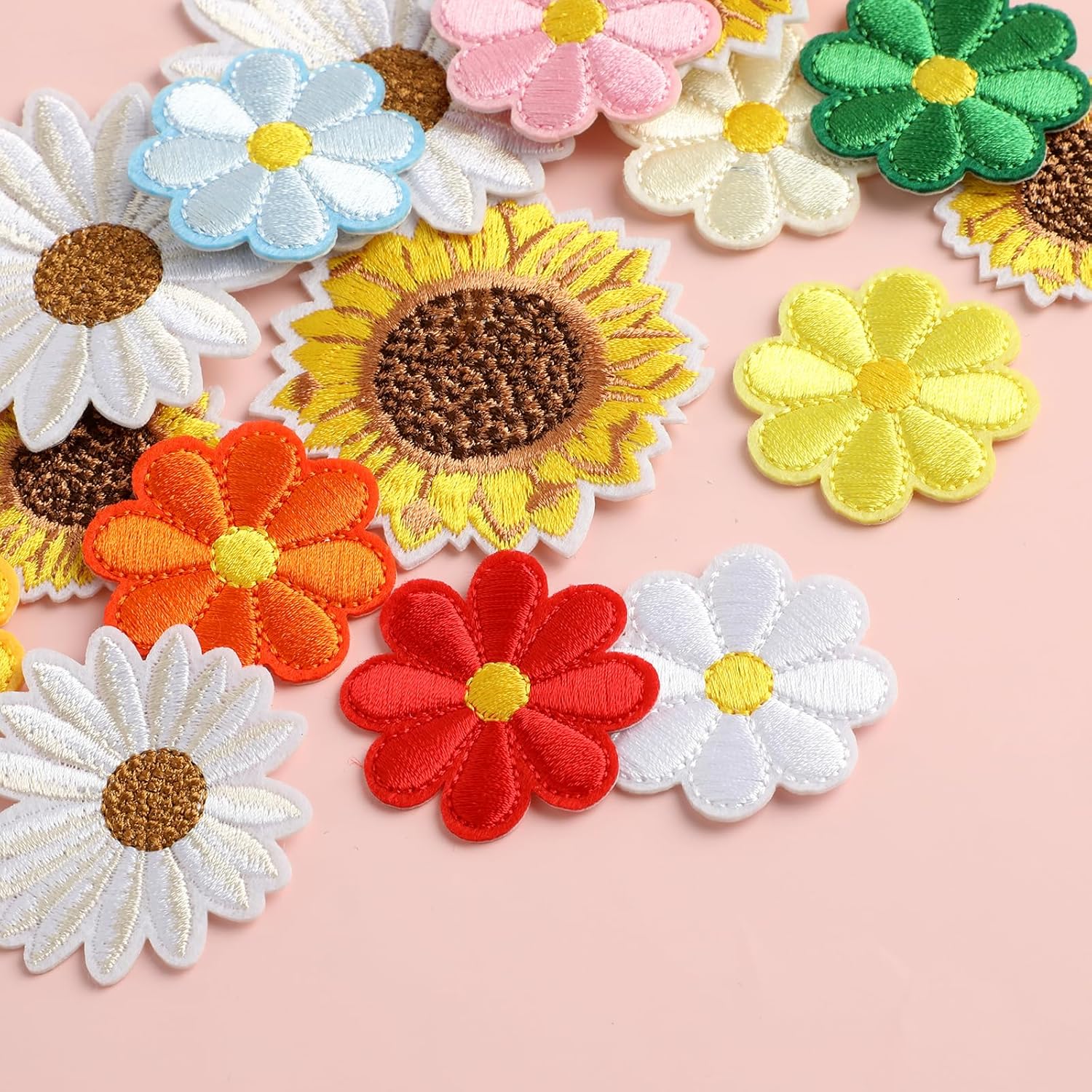17 Pcs Flower Patches Iron On Daisy Flower Iron/Sew On Patch Sunflower Embroidered Appliques Patches Floral Embroidery Applique for DIY Clothes Backpacks Hats Jeans Jackets T-Shirt